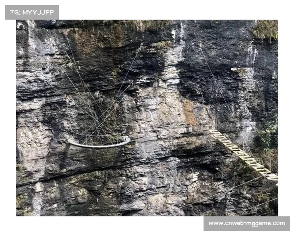 猴耳天坑飞手团队兴起，360相机抓拍极限运动瞬间