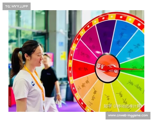 现场互动环节观众参与热烈，抽奖活动送出签名礼品